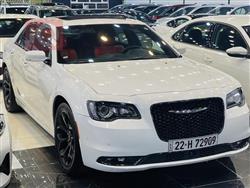 کرایسلەر 300